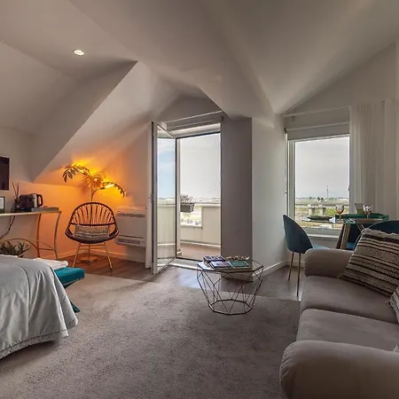 Urbana Homes By Sweet Αβέιρο