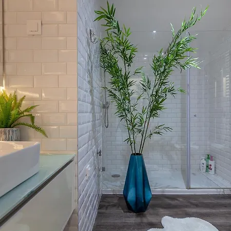 Urbana Homes By Sweet * Aveiro